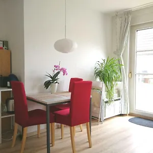 quiet-city-apt-4min-city-center-18min-fair-nurnberg.com-bavaria.com/